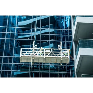 Menguntungkannya Investasi Hoistway Lift untuk Konstruksi Masa Depan